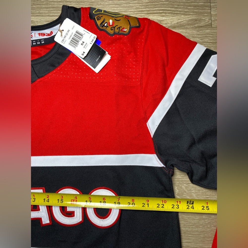 Authentic Adidas Chicago‎ Blackhawks Kirby Dach #77 NHL Jersey Men's Size XL 54 - Picture 10 of 15